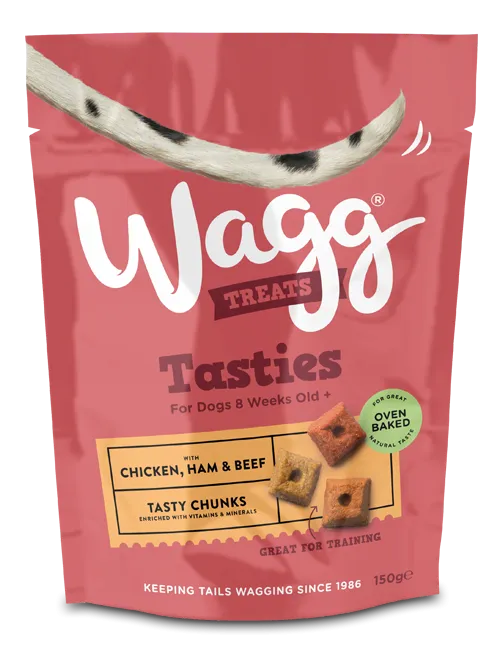 Wagg Tasty Chunks with Chicken, Ham & Beef 150g